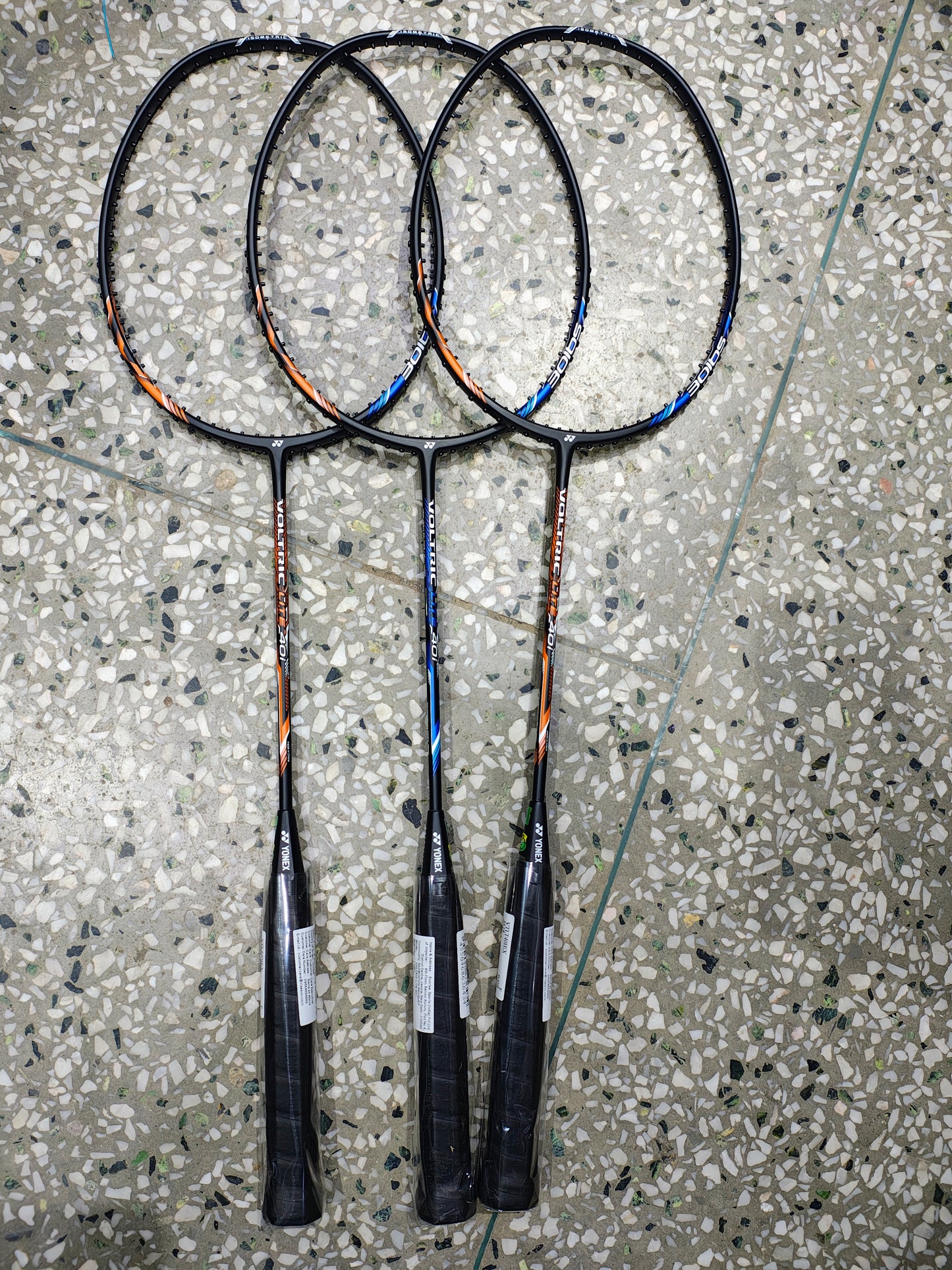 Yonex voltric lite 40i unstrung badminton racket only frame