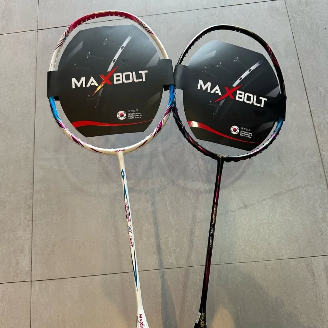 MAXBOLT NEZER X LIGHT BADMINTON RACKET 65 GRAMS.