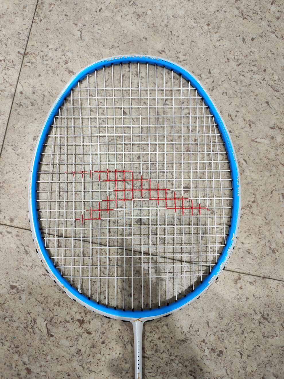 HUNDRED PREDATOR PRO 40 LBS 5U BADMINTON RACKET – Sonu Sports