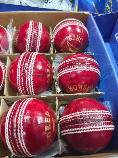 Deep tournament leather ball