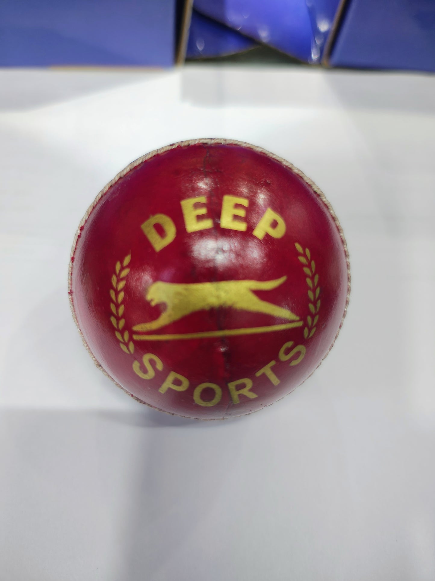 Deep tournament leather ball