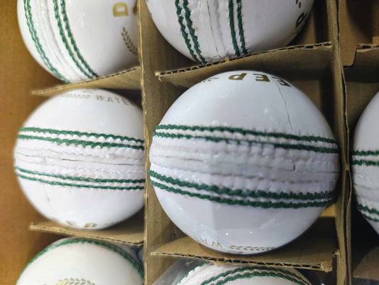 Deep tournament leather ball