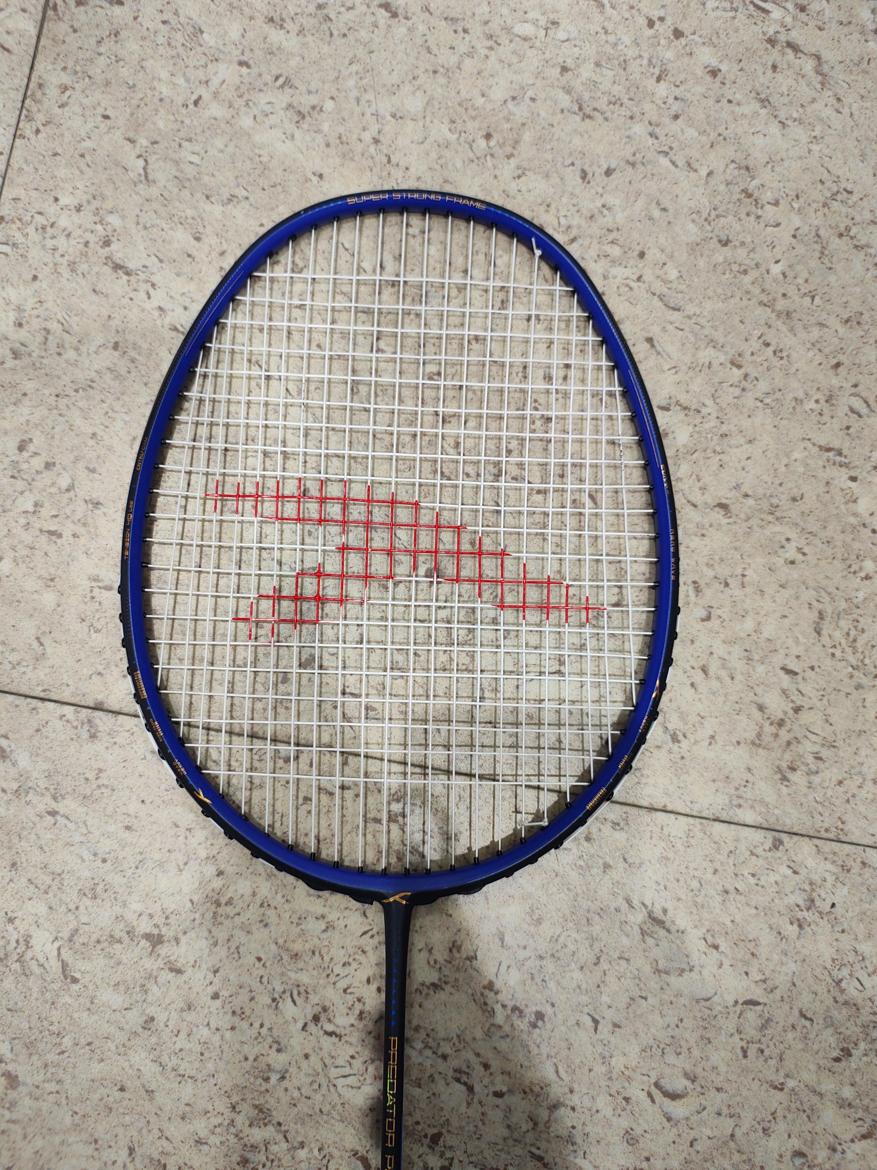 HUNDRED PREDATOR PRO 40 LBS 5U BADMINTON RACKET