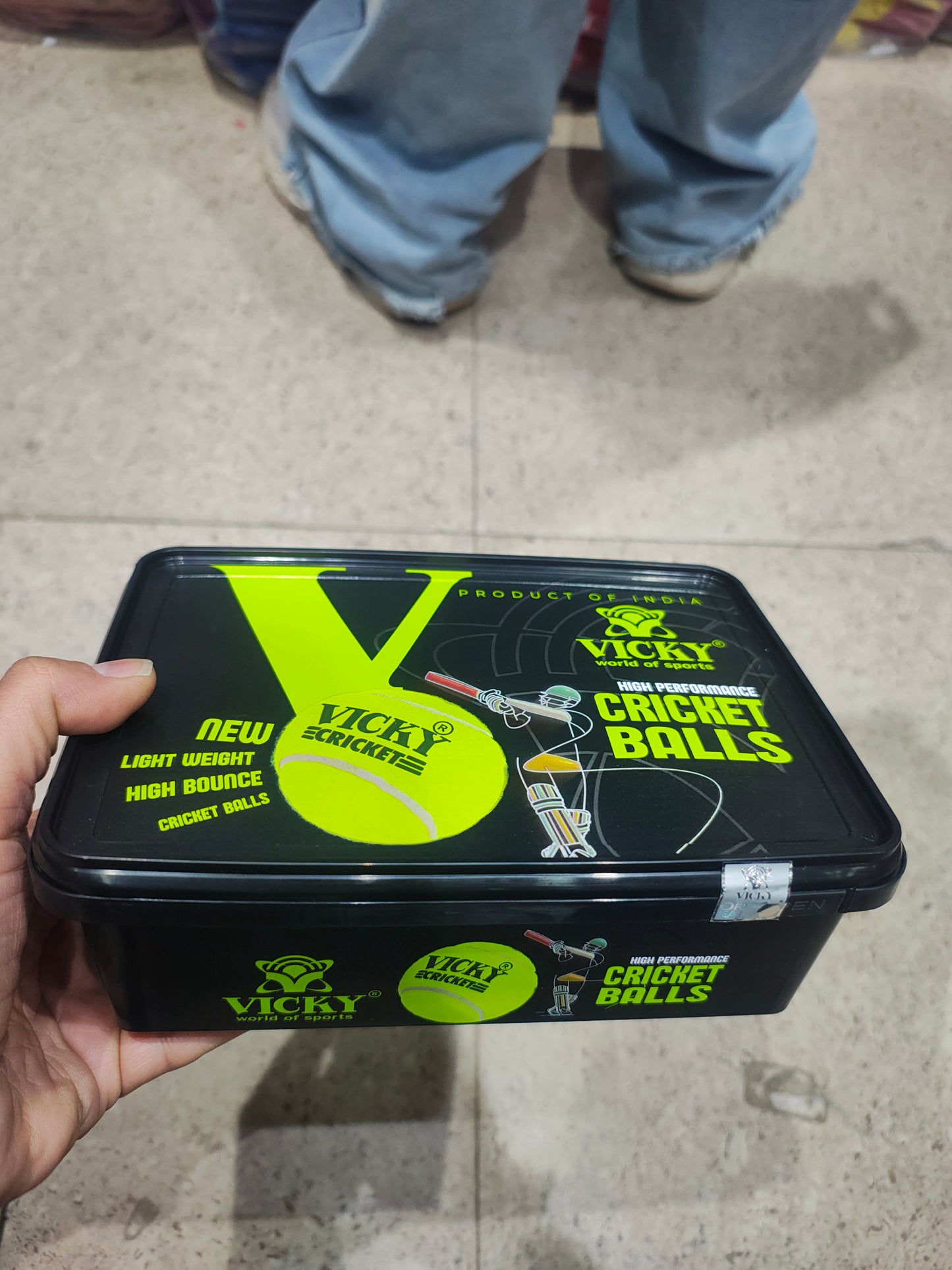 Vicky Yellow Tennis/Cricket Ball Light - Pack of 6